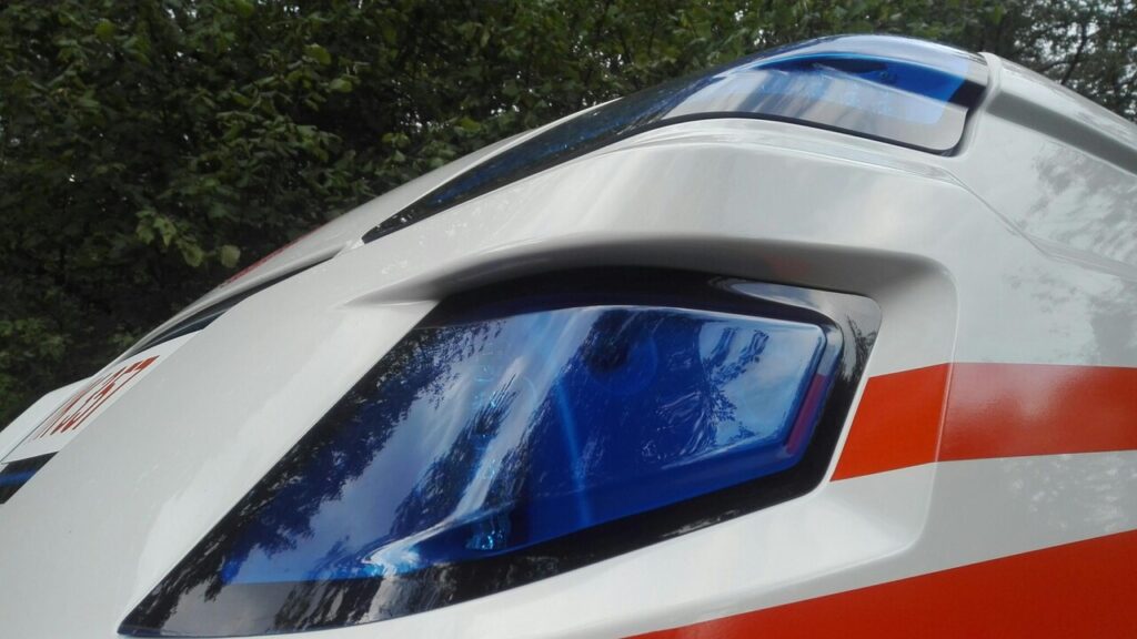 Bolzano, bambina di cinque anni investita da un furgone: è grave
