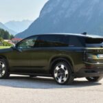 Škoda Peaq, la nuova ammiraglia elettrica è un Suv da sette posti