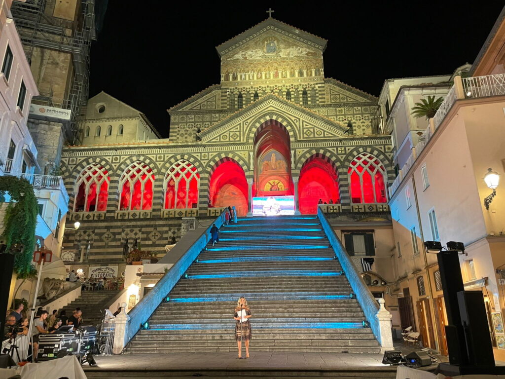 Ad Amalfi la moda diventa un percorso di rinascita per le donne che hanno subito violenza