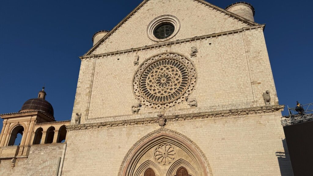 Assisi, il suono delle campane apre le celebrazioni per San Francesco