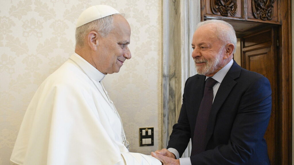 Lula invia i suoi auguri al Papa: «In Brasile siamo tutti con lui»