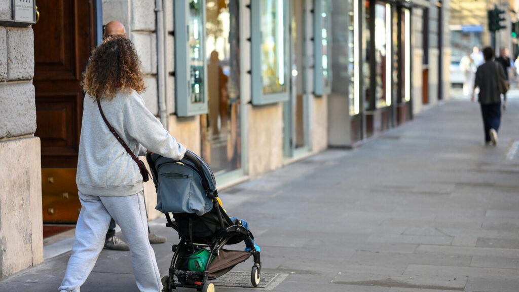 Manovra 2027, più congedo parentale e flat tax estesa alle partite Iva