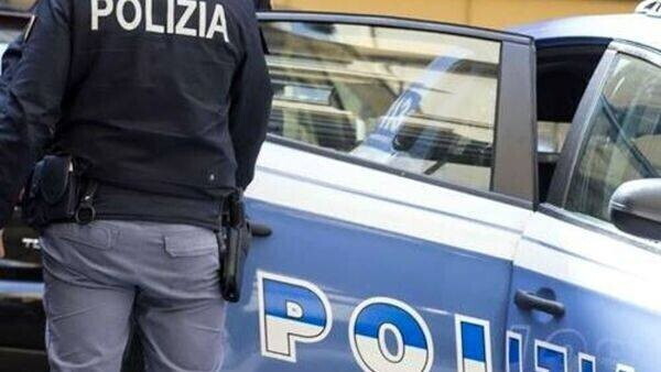 Catania, denunciato un 14enne per contenuti online su possibili stragi a scuola