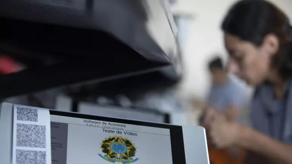 Sondaggio Datafolha: Lula al 45%, Flávio Bolsonaro al 42%