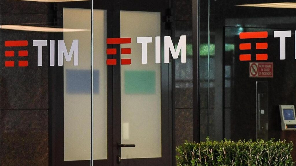 TIM lancia con V8.TECH una piattaforma cloud e IA per le imprese brasiliane